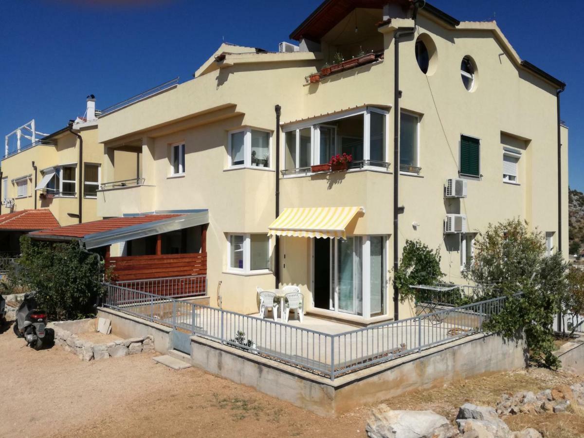 Apartment Nano Šibenik Buitenkant foto